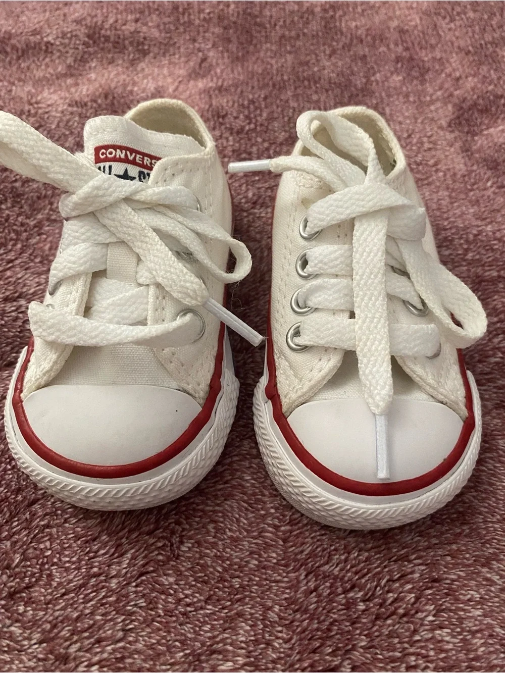 Converse infant White & Red Classic Canvas Sneakers